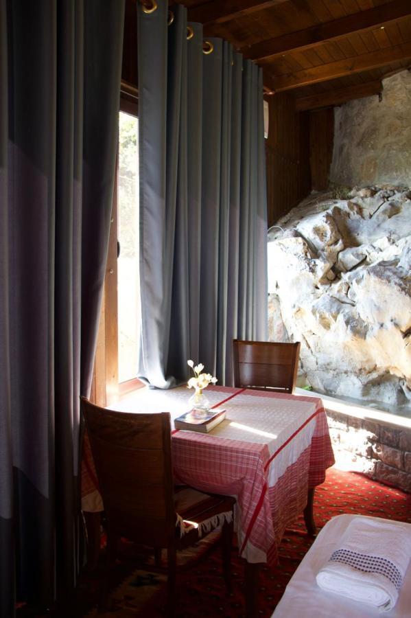 Hotel Iliria Canaj Bagian luar foto