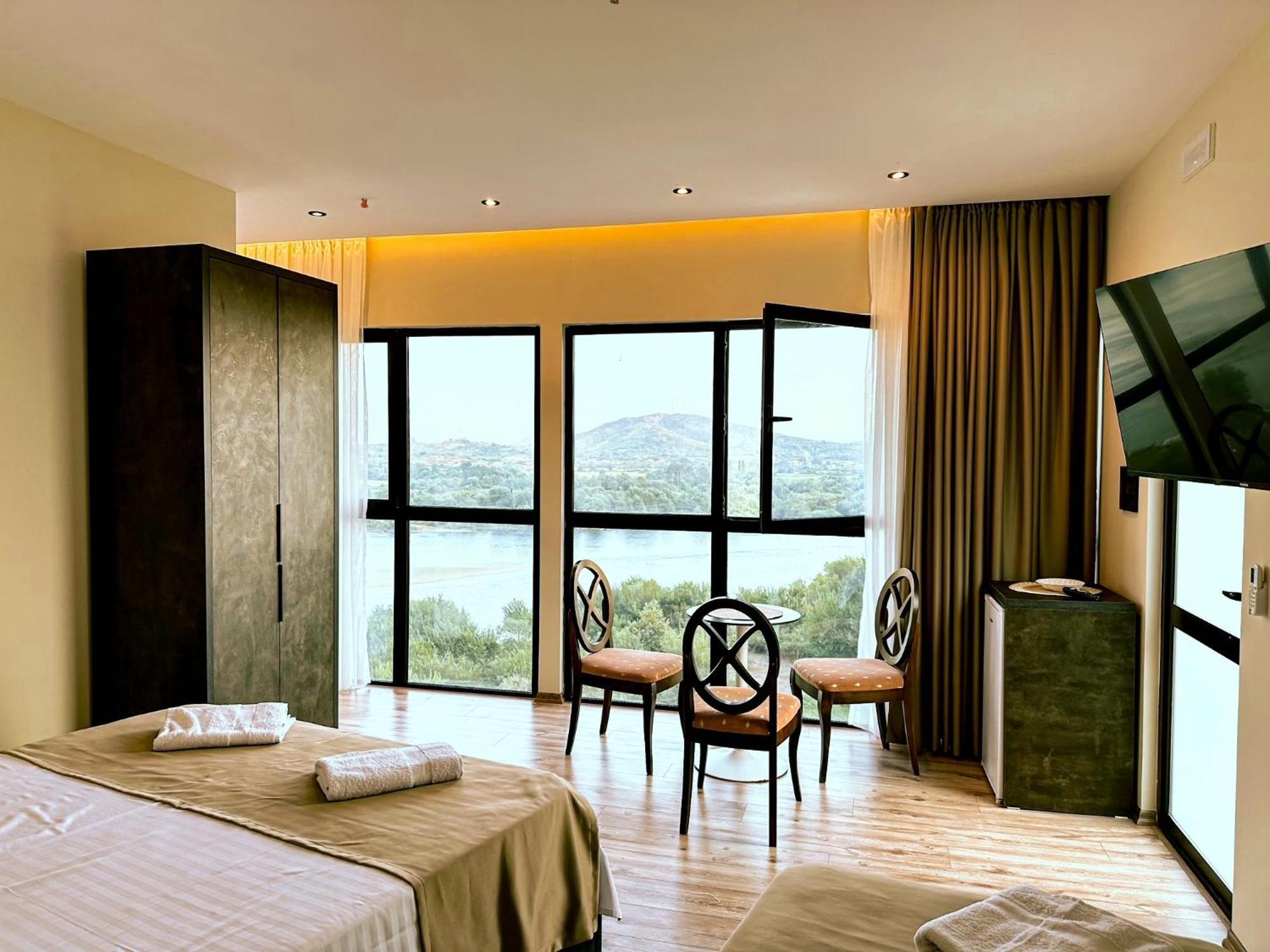 Hotel Iliria Canaj Bagian luar foto